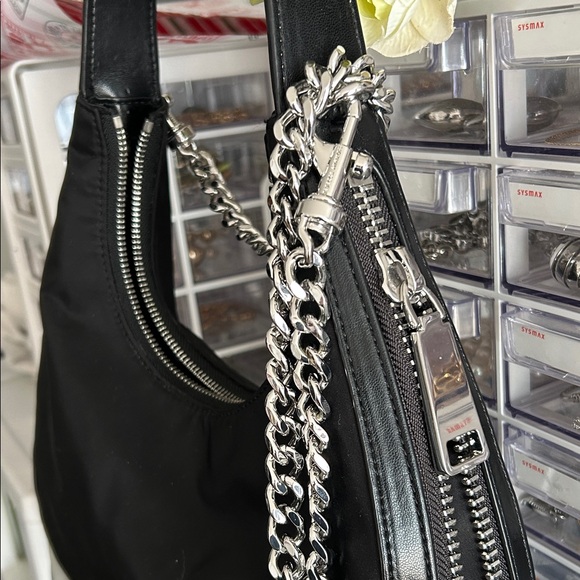 Rebecca Minkoff Black Shoulder Bag with Silver Chain - Picture 5 of 8